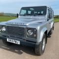 Land Rover Defender 110