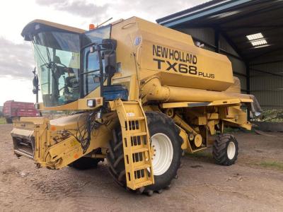 New Holland TX68 PLUS