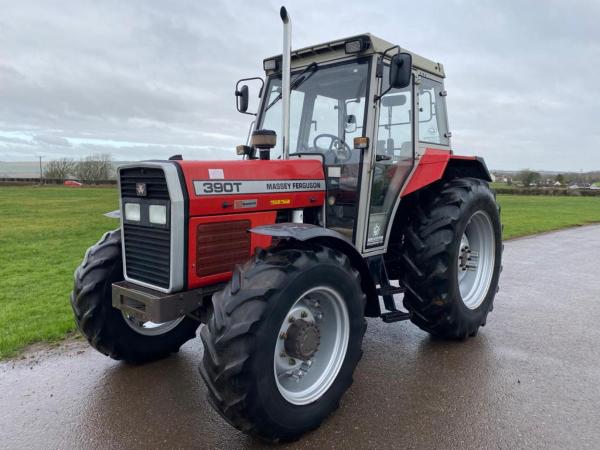 Massey Ferguson 390T