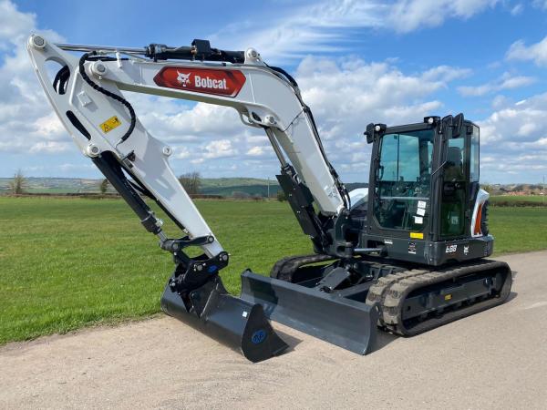 Bobcat E88
