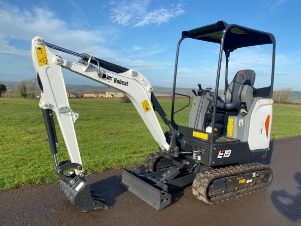Bobcat E19